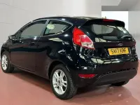 Usado Ford Fiesta Zetec 82 CV (60 kW) 2017 Negro Utilitario
