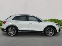 Begagnad Audi Q3 Black Edition 150 HK (110 kW) 2025 Vit SUV