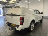 Used Isuzu Pick up 164 HP (120 kW) 2024 White Pickup