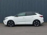 Second-hand Vauxhall Grandland X GSe 2023 Alb SUV