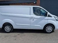 Used Ford Transit Custom Limited 130 HP (95 kW) 2022 White Van