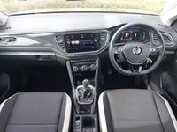Used VW T-Roc SEL 150 HP (110 kW) 2019 Yellow SUV