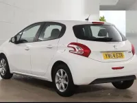 Second-hand Peugeot 208 Active 82 CP (60 kW) 2015 Alb Hatchback