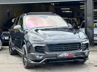 Used Porsche Cayenne S E-Hybrid Platinum Edition 2017 Black SUV