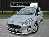 Używany Ford Fiesta Zetec 85 KM (62 kW) 2017 Srebrny Hatchback
