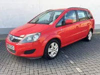 Used Vauxhall Zafira 2013 Red MPV