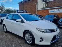 Used Toyota Auris Multidrive S 132 HP (97 kW) 2013