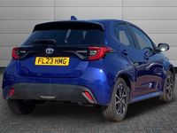 Used Toyota Yaris Hybrid Design 116 HP (85 kW) 2023 Blue Hatchback