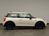 Used Mini ONE Hatch 102 HP (75 kW) 2018 White Hatchback