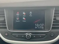 Used Vauxhall Crossland X 110 HP (80 kW) 2021 White SUV