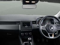 Gebraucht Renault Clio V Play 100 PS (73 kW) 2020 Weiß Kleinwagen