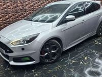 Used Ford Focus ST 185 HP (136 kW) 2016 Silver Hatchback