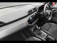 Begagnad Audi Q3 Advanced 196 HK (144 kW) 2021 Grå SUV