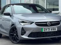 Usado Vauxhall Corsa-e SRi 100 kW (136 HP) 2021 Cinzento Citadino