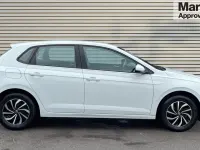 Used VW Polo Life 95 HP (69 kW) 2024 White Hatchback