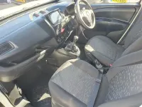 Begagnad Vauxhall Combo 2016 Vit Minibuss