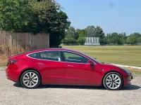 Used Tesla Model 3 Long Range AWD 366 kW (498 HP) 2019 Red Sedan