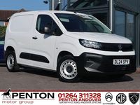 Used Vauxhall Combo S 100 HP (73 kW) 2024 White MPV