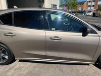 Używany Ford Focus ST-Line 125 KM (91 kW) 2019 Srebrny Hatchback
