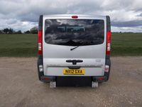 Second-hand Vauxhall Vivaro 115 CP (84 kW) 2012 Argintiu Monovolum