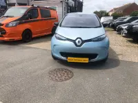 Used Renault Zoe Dynamique 64 kW (88 HP) 2015 Blue Hatchback