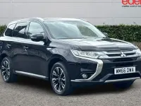 Used Mitsubishi Outlander P-HEV 203 HP (149 kW) 2016 Black Estate