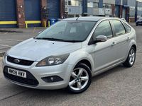 Usado Ford Focus Zetec 125 HP (91 kW) 2008 Prateado Citadino