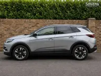 Used Vauxhall Grandland X SRi 128 HP (94 kW) 2019 Grey SUV