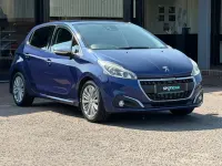 Used Peugeot 208 Allure 82 HP (60 kW) 2015 Blue Hatchback