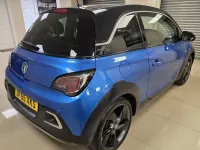 Second-hand Vauxhall Adam Rocks 2015 Albastru Hatchback