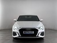 Begagnad Audi A3 S-Line 2023 Vit Sedan