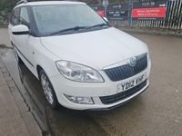 Used Skoda Fabia Elegance 86 HP (63 kW) 2012 White Estate