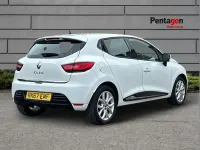 Used Renault Clio Dynamique 120 HP (88 kW) 2017 White Hatchback