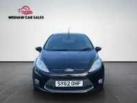 Używany Ford Fiesta Titanium 96 KM (70 kW) 2012 Czarny Hatchback