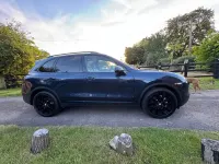 Begagnad Porsche Cayenne S E-Hybrid 2012 Blå SUV