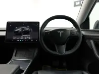 Used Tesla Model Y Long Range AWD 378 kW (514 HP) 2022 Black SUV