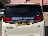 Usado Toyota Alphard Executive 180 CV (132 kW) 2017 Blanco Monovolumen