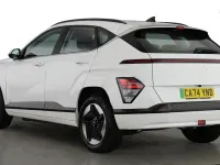 Used Hyundai Kona Advanced 114 kW (156 HP) 2024 White SUV