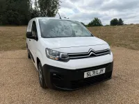 Used Citroën Berlingo 75 HP (55 kW) 2021 White MPV