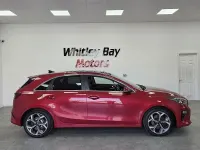 Używany Kia Ceed First Edition 140 KM (102 kW) 2019 Czerwony Hatchback