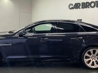 Usado Jaguar XJ Portfolio 300 HP (220 kW) 2016 Preto Sedan