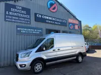 Begagnad Ford Transit Limited 2022 Silver