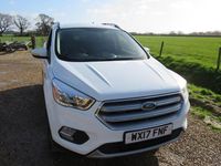 Usado Ford Kuga Zetec 150 HP (110 kW) 2017 Branco SUV