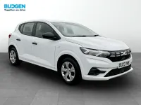 Used Dacia Sandero Essentiel 91 HP (66 kW) 2023 White Hatchback