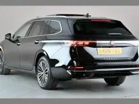 New VW Passat Elegance 204 HP (150 kW) 2026 Black Estate