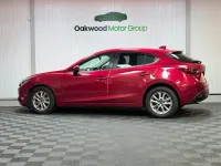 Used Mazda 3 165 HP (121 kW) 2015 Red Hatchback