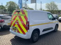 Used Citroën Berlingo 101 HP (74 kW) 2024 White MPV