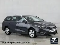 Usado Kia Ceed 138 HP (101 kW) 2025 Cinzento Citadino