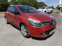 Used Renault Clio Dynamique 75 HP (55 kW) 2014 Red Hatchback