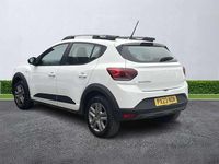 Used Dacia Sandero Expression 90 HP (66 kW) 2023 White Hatchback